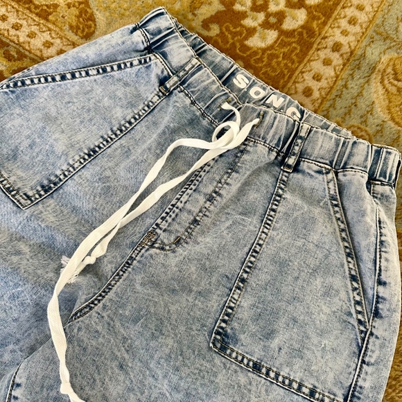S.O.N.G. Pull-On Acid Wash Denim Jeans - Jogger Style - Picture 3 of 6